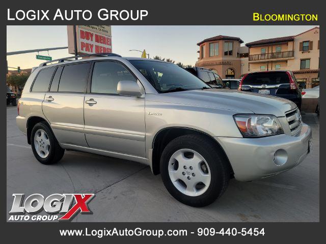 2005 Toyota Highlander V6 2WD with 3rd-Row Seat - Bloomington #082505