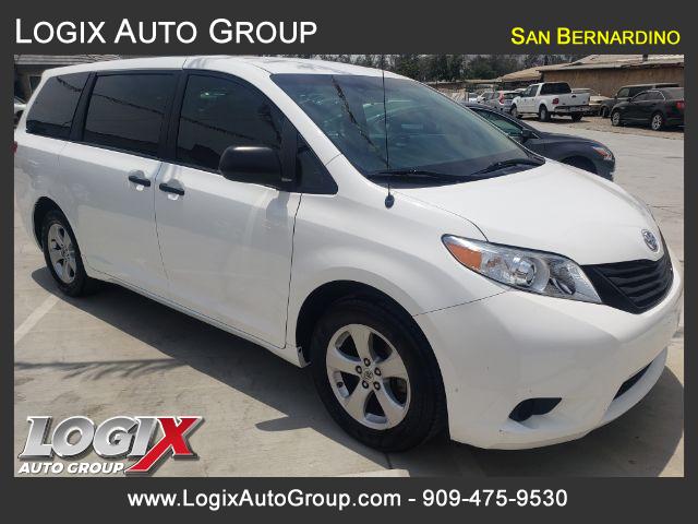 2012 Toyota Sienna FWD 7-Passenger I4 - Bloomington #R009850